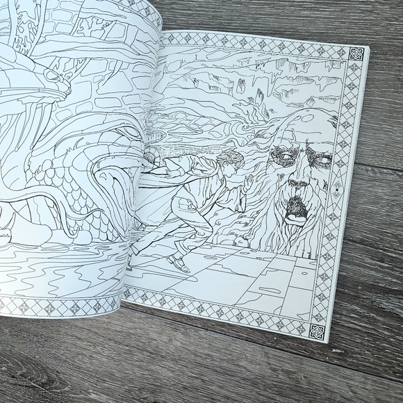 New Harry‎ Potter Adult Coloring Book By Scholastic - Picture 4 of 7